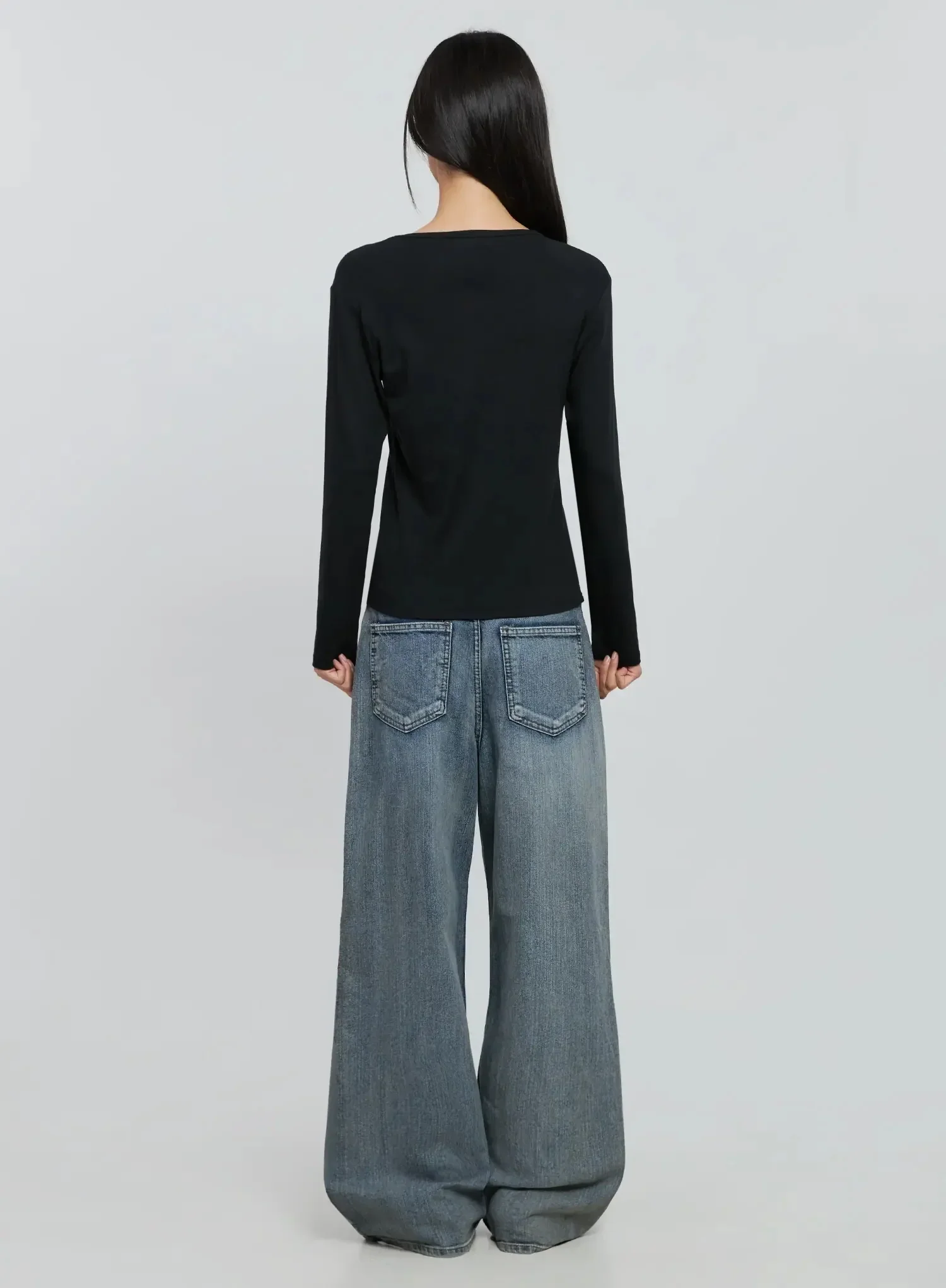 Essential Long Sleeve Top IO530 - Image 7