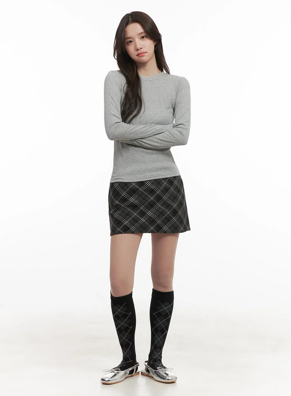 Essential Slim-Fit Long-Sleeve Top IJ510 - Image 6