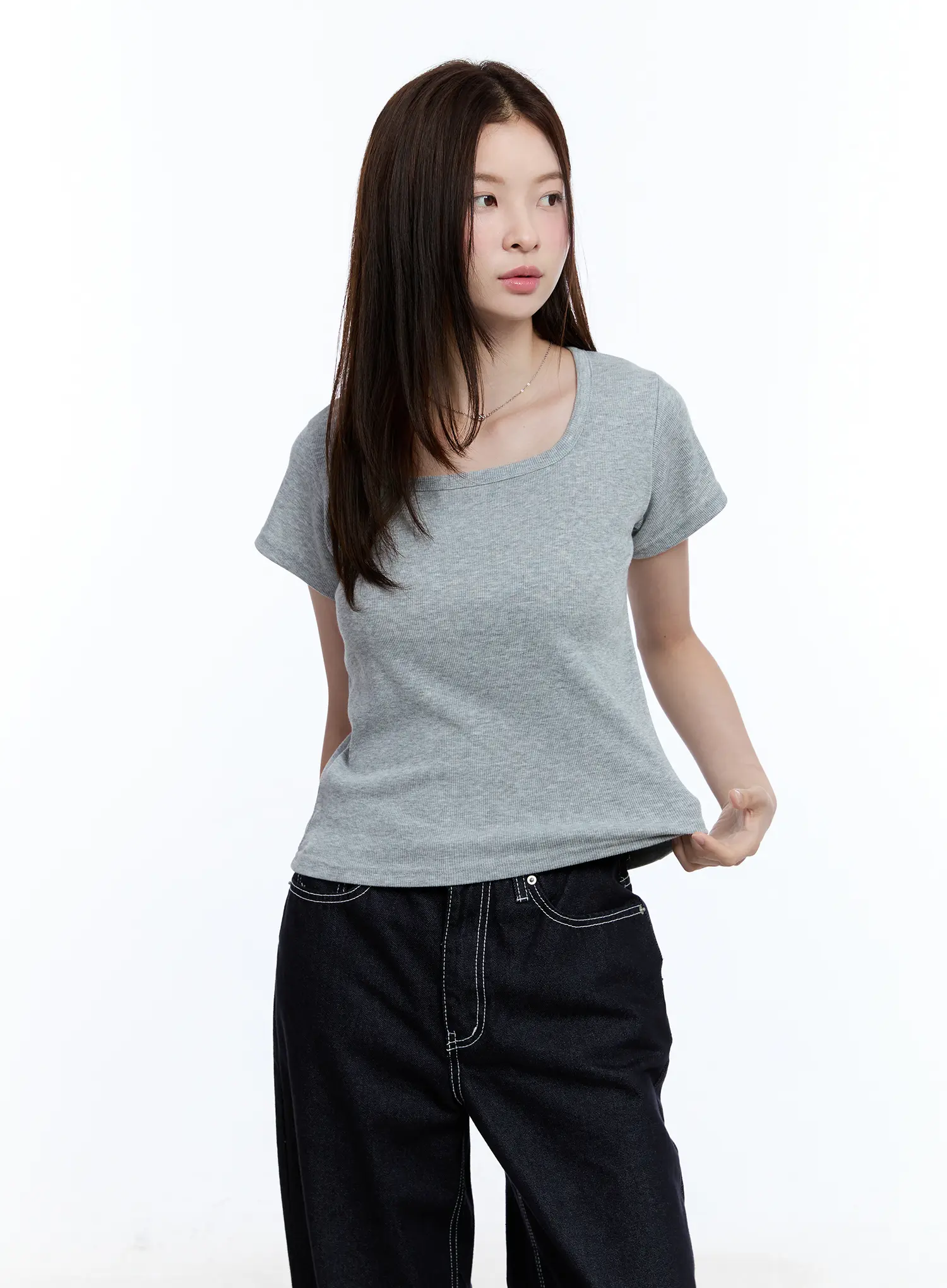 Essential Square Neck Tee CU513 - Image 10