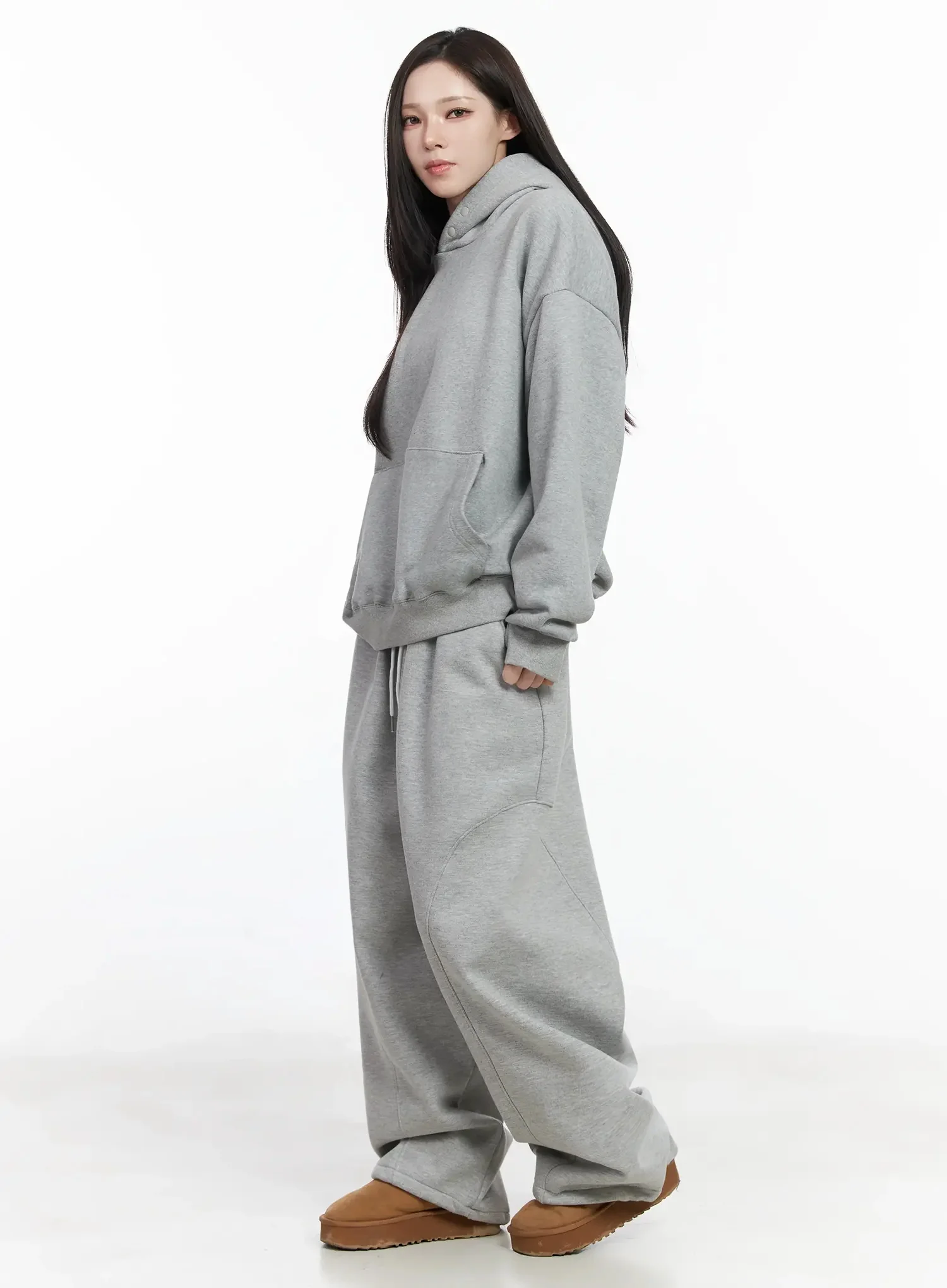 Essential Warmer Hoddie IJ528 - Image 8