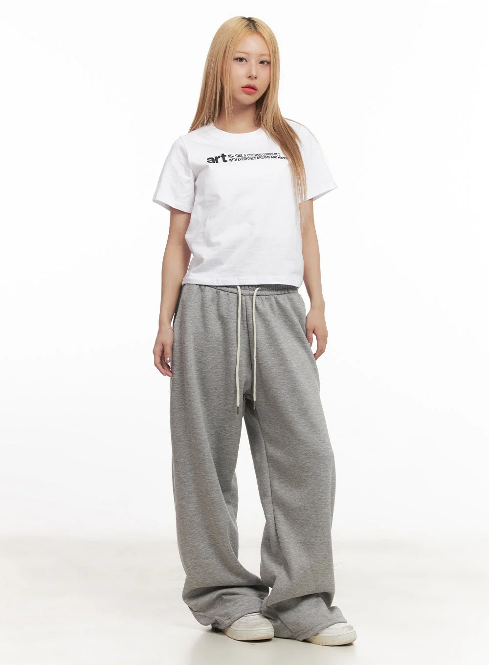 Essential Wide-fit Sweatpants CM505 - Image 8