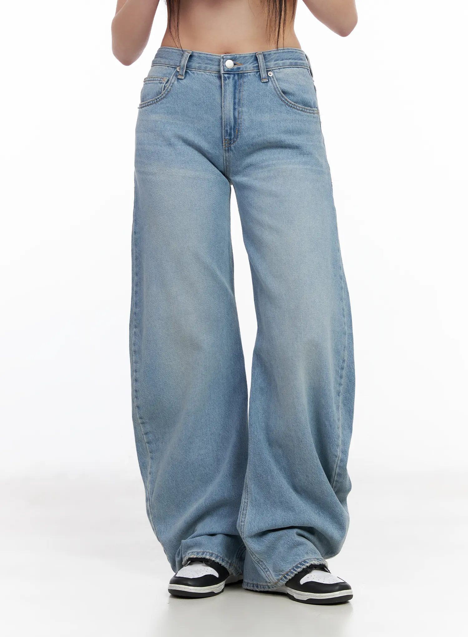 Eunj Wide-Leg Baggy Jeans CM512 - Image 9