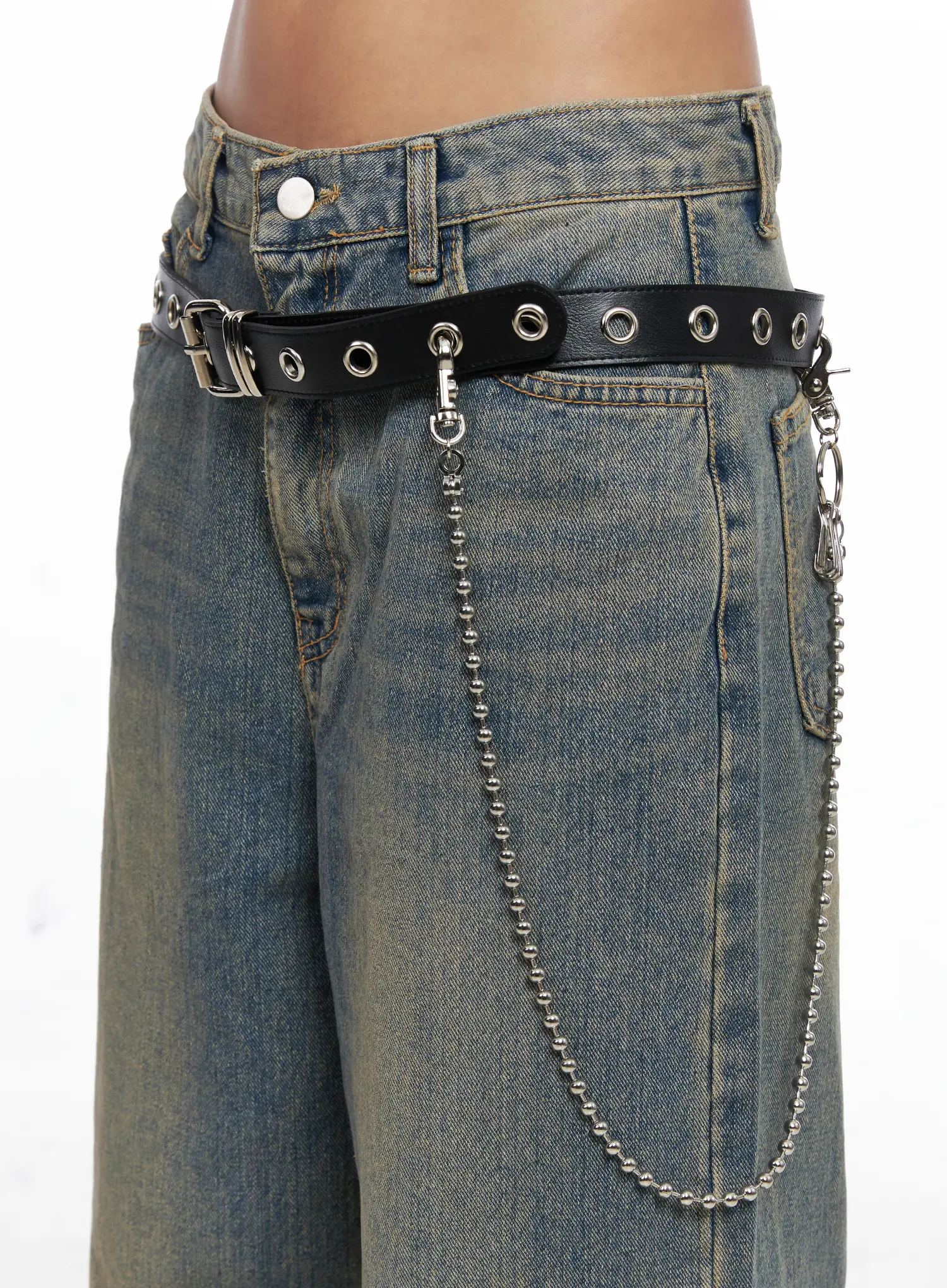 Eyelet Chain Belt CO513 - Image 2