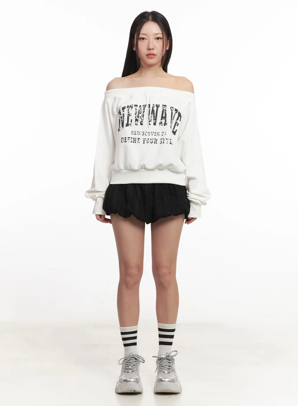 Faded Graphic Off-Shoulder String Sweatshirt IM528 - Image 7