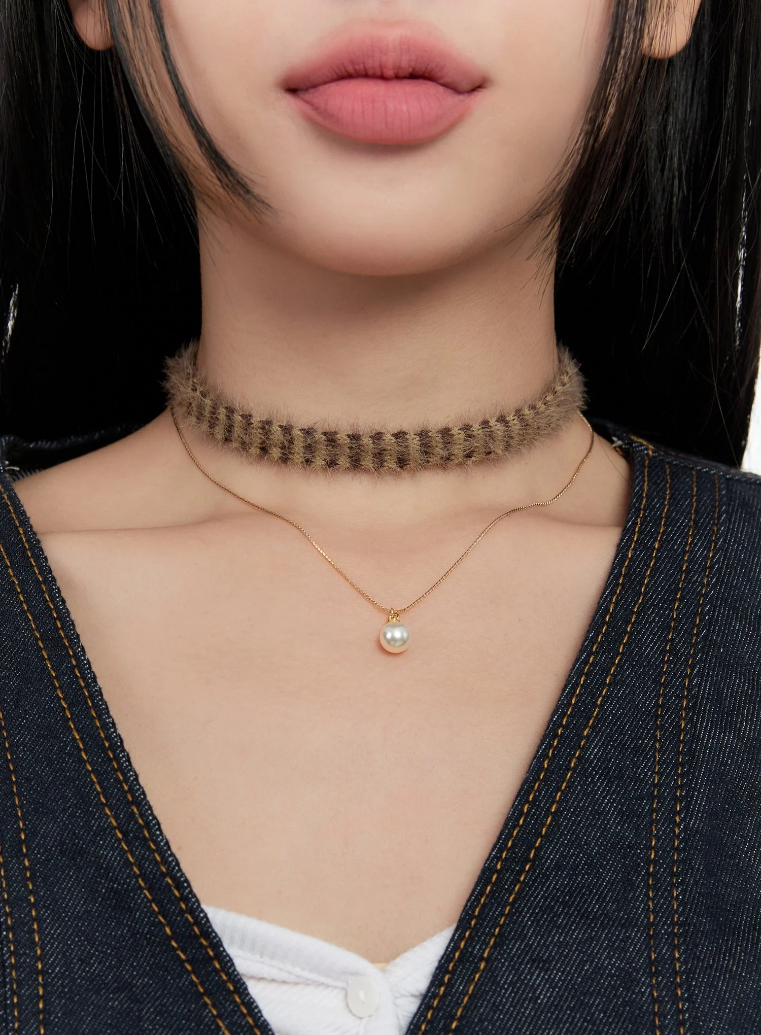 Faux Fur Choker Necklace CN506