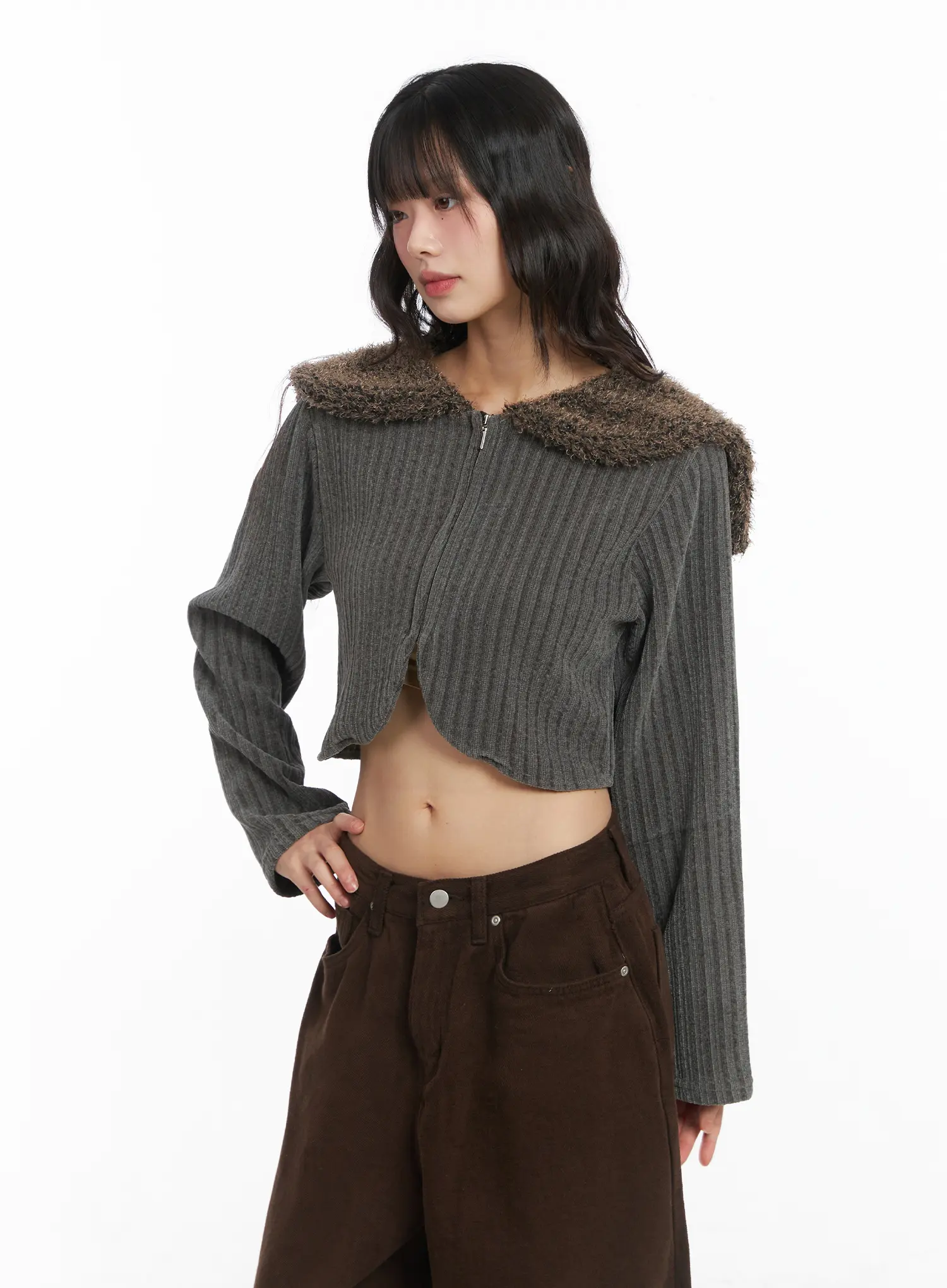 Faux Fur Cropped Cardigan CD531 - Image 6