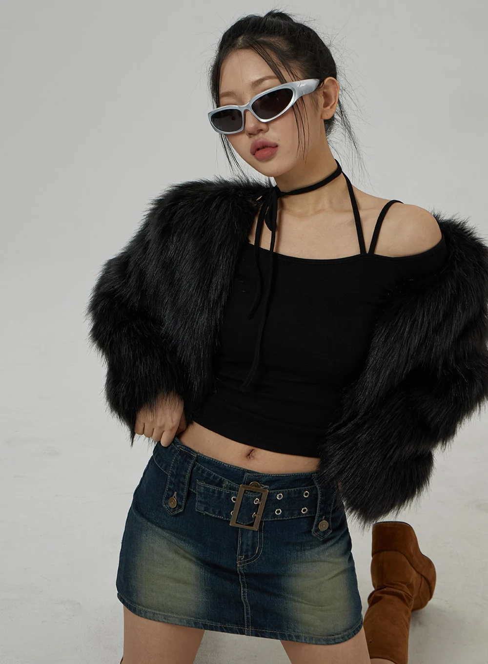 Faux Fur Hook Cropped Jacket CD21 - Image 11