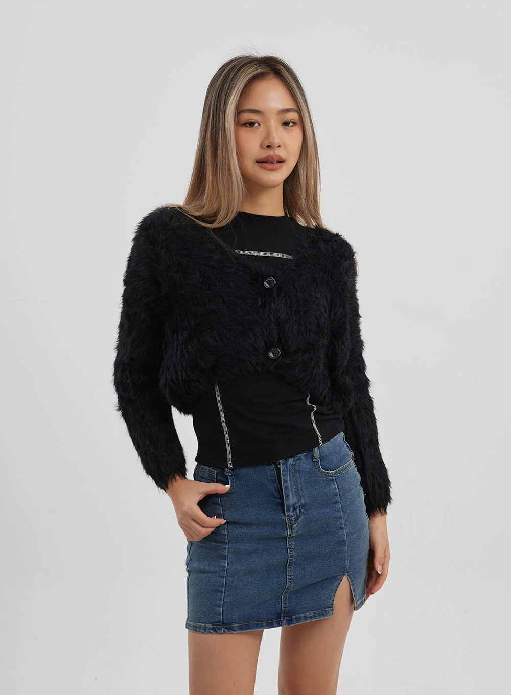 Faux Fur Two Button Cropped Cardigan CJ325 - Image 11