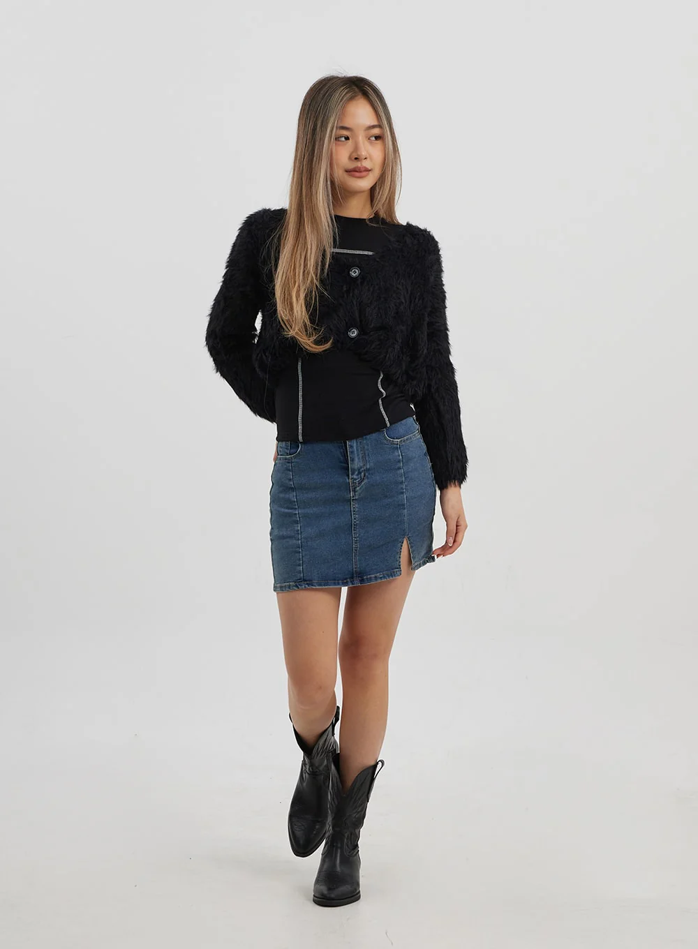 Faux Fur Two Button Cropped Cardigan CJ325 - Image 16