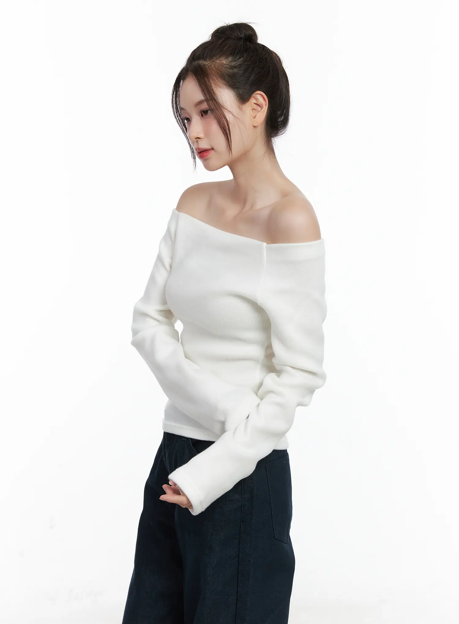 Fleece Off-Shoulder Long Sleeve Top CN519 - Image 5