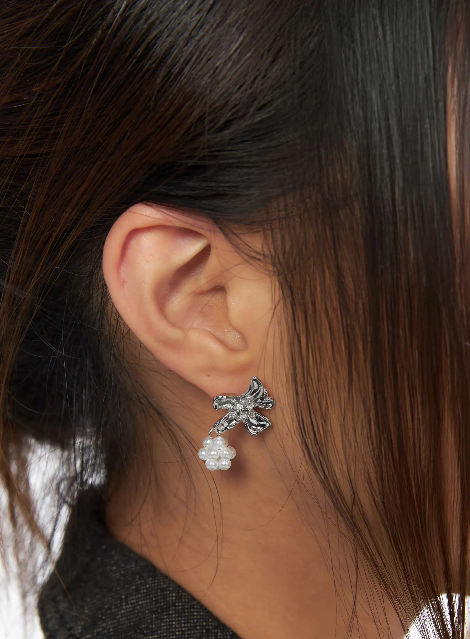 Floral Pearl Drop Earrings CA517
