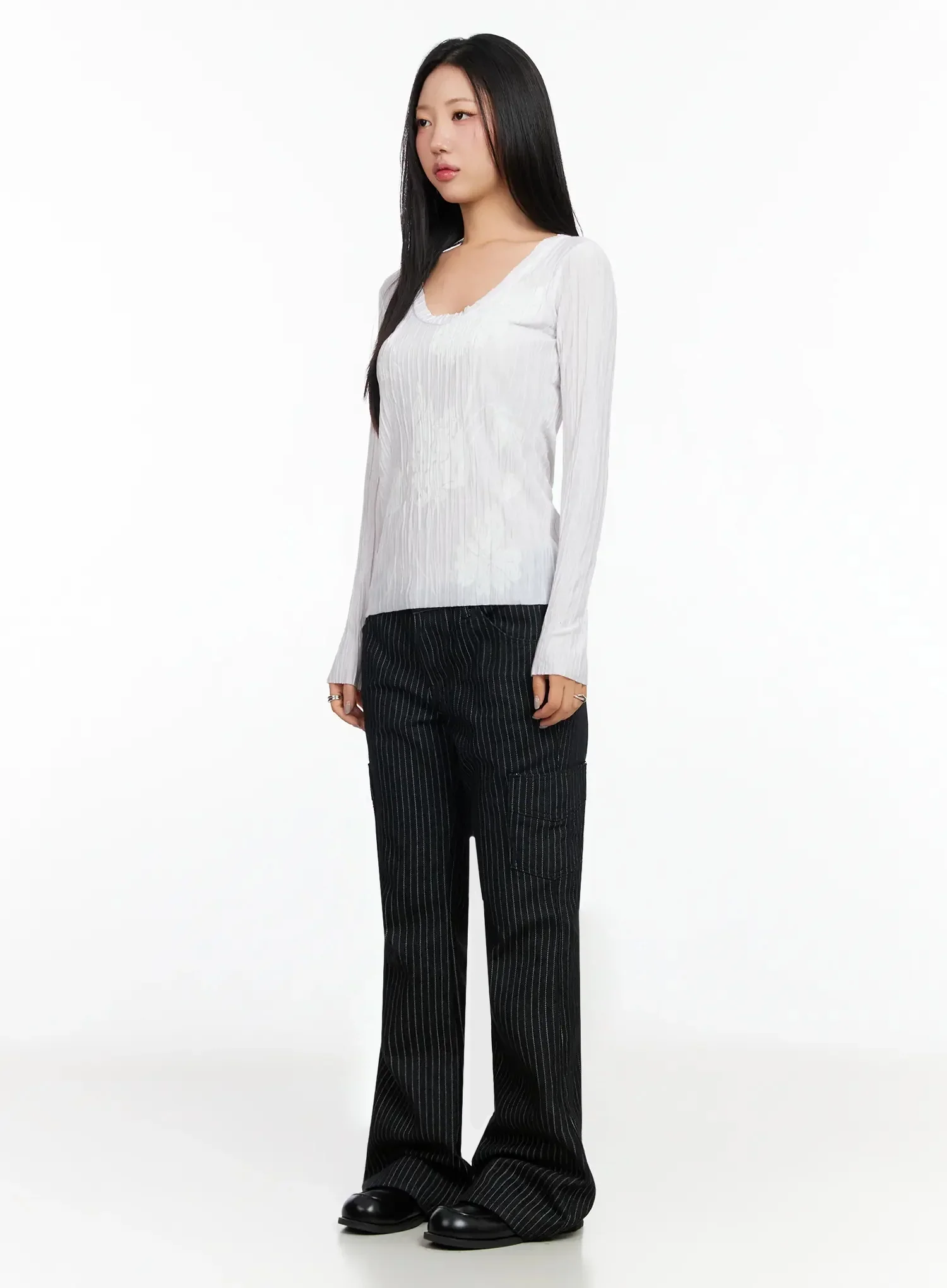 Floral Pleated U-Neck Long Sleeve CA513 - Image 10