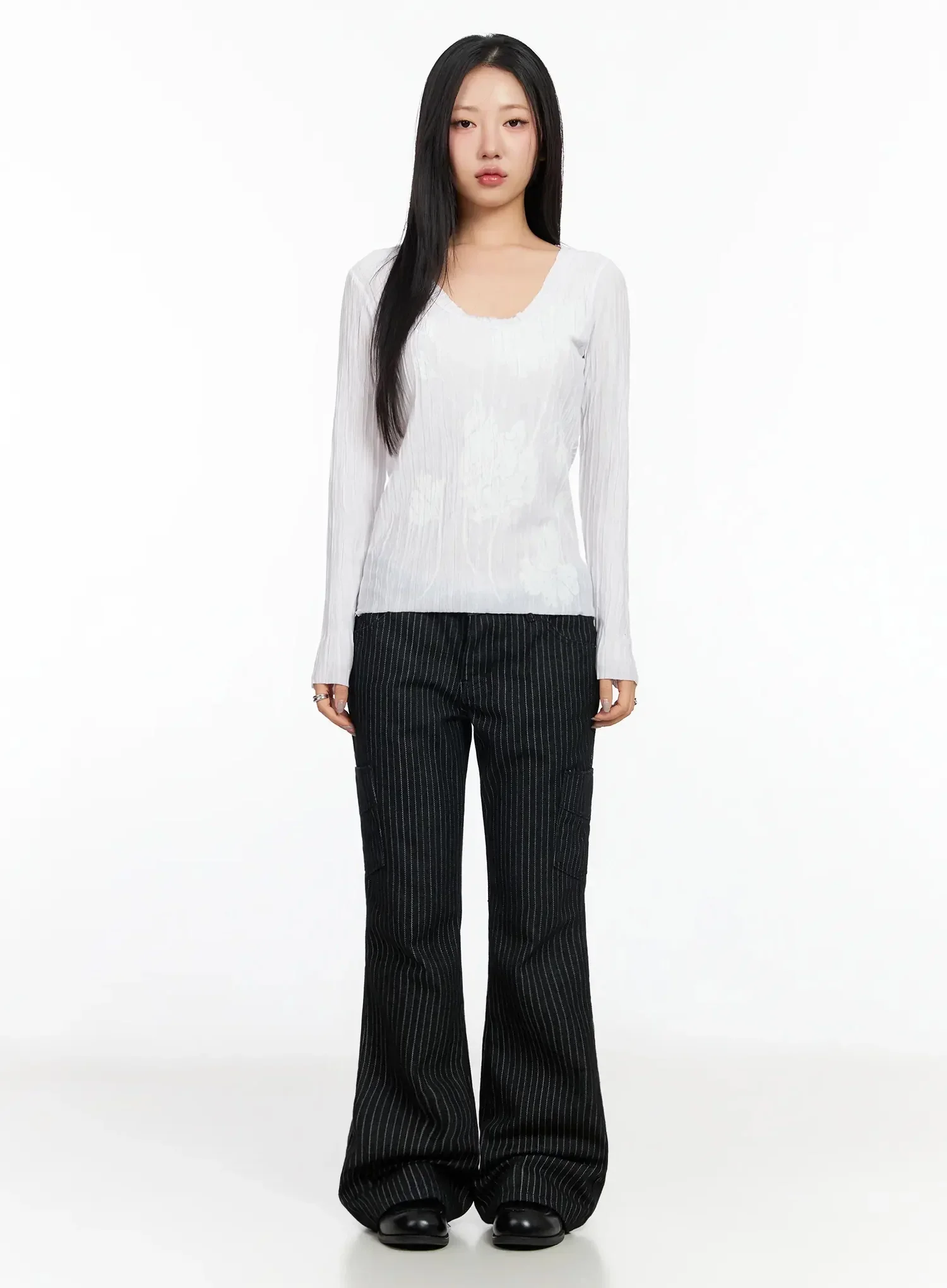 Floral Pleated U-Neck Long Sleeve CA513 - Image 9