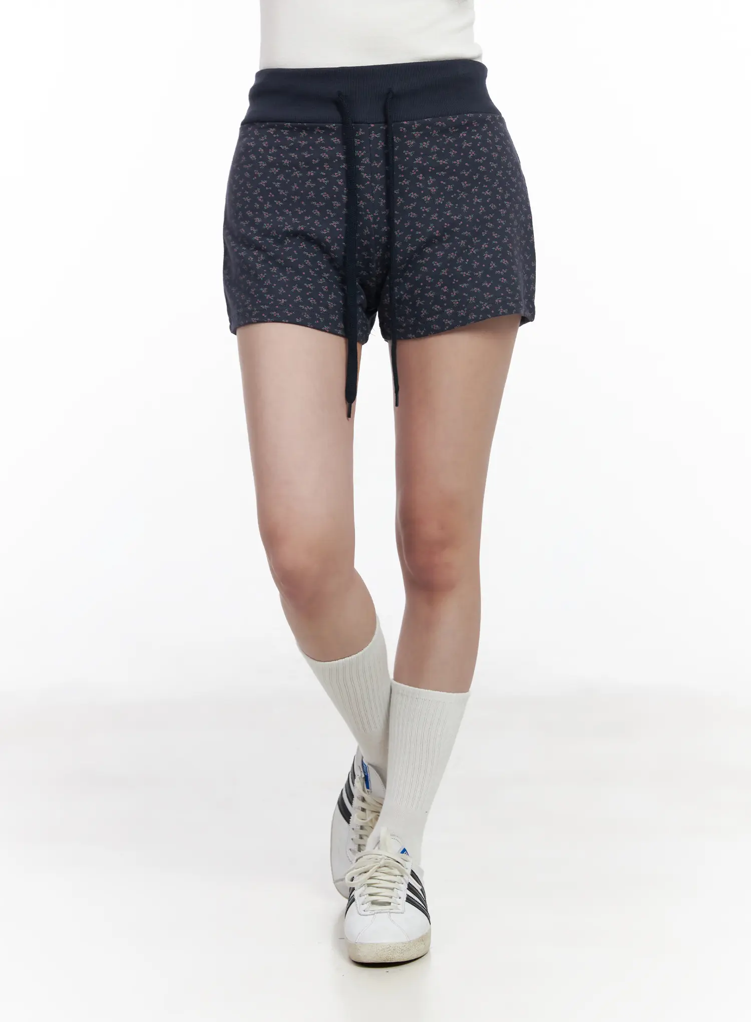 Floral Print Banded Shorts CM527 - Image 2