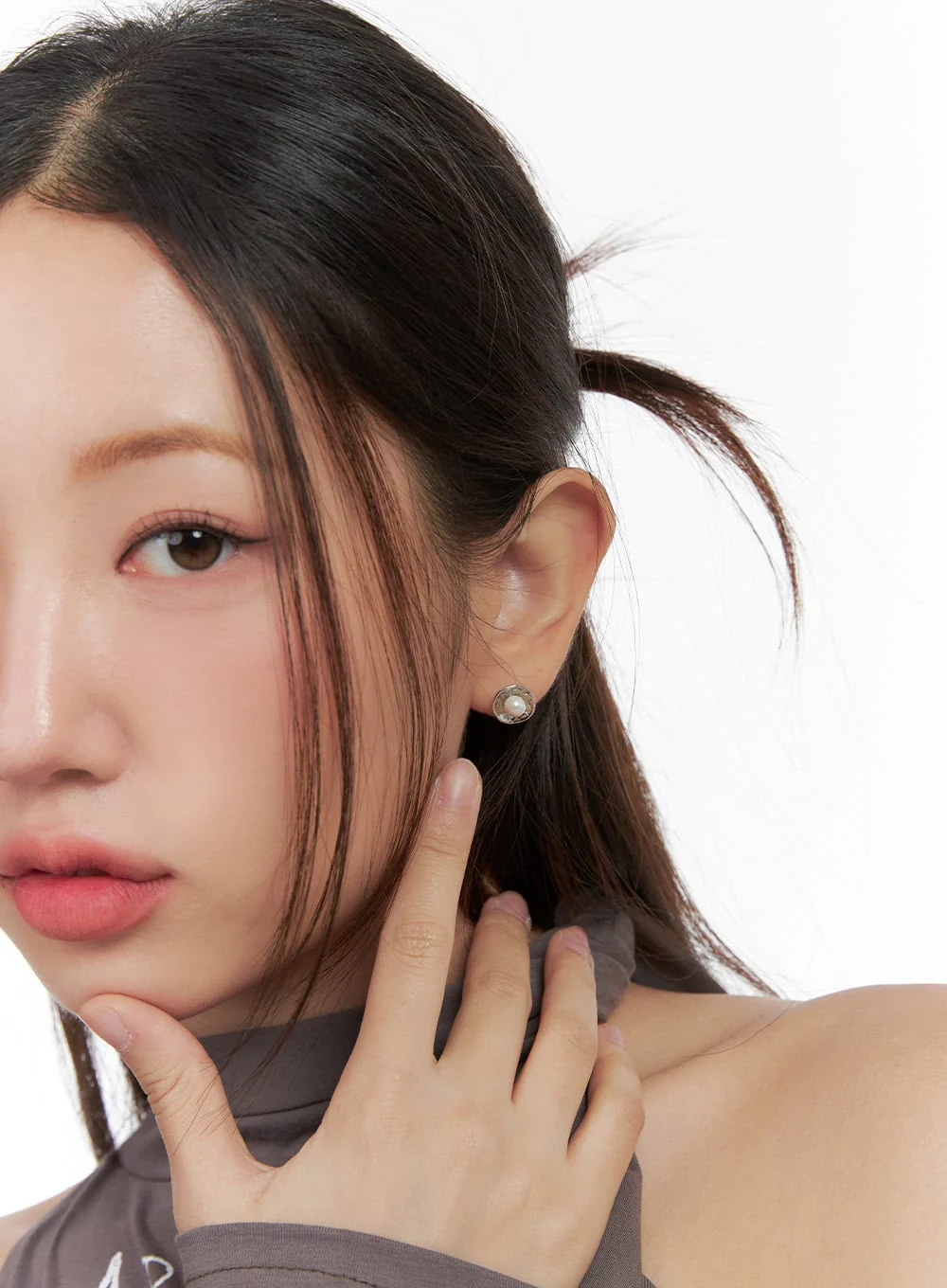 Flower Flat Earrings IO418 - Image 3