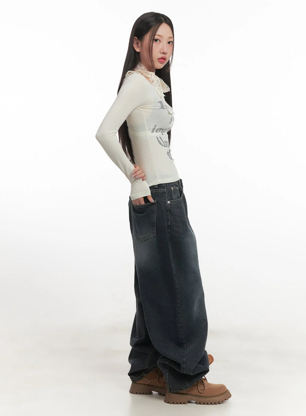 Giselle Stitched Balloon-Fit Jeans CF526 - Image 3