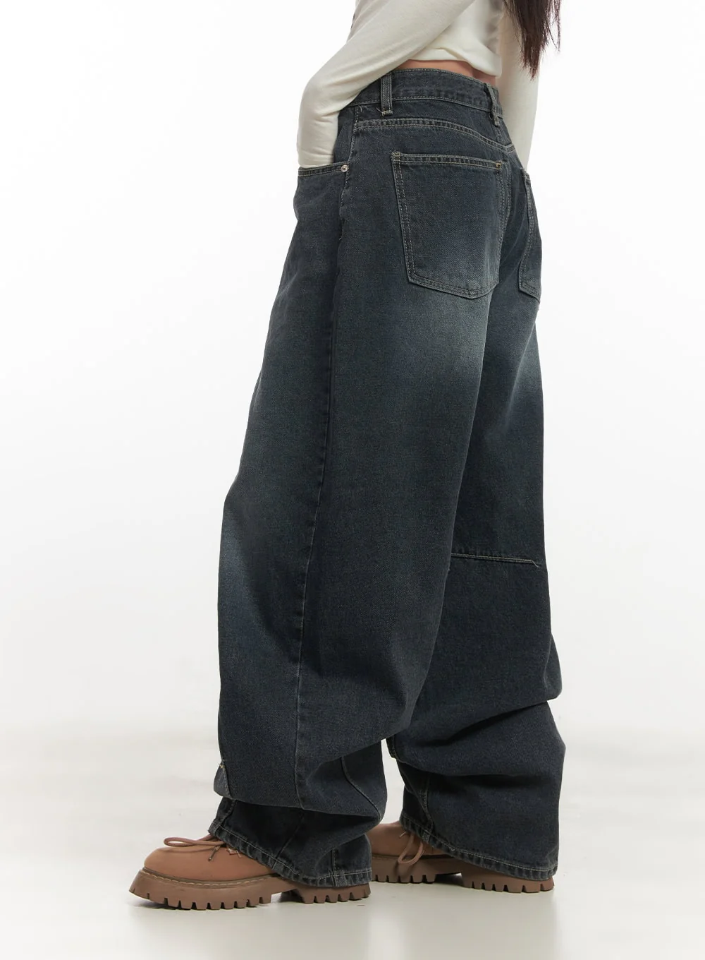 Giselle Stitched Balloon-Fit Jeans CF526 - Image 5