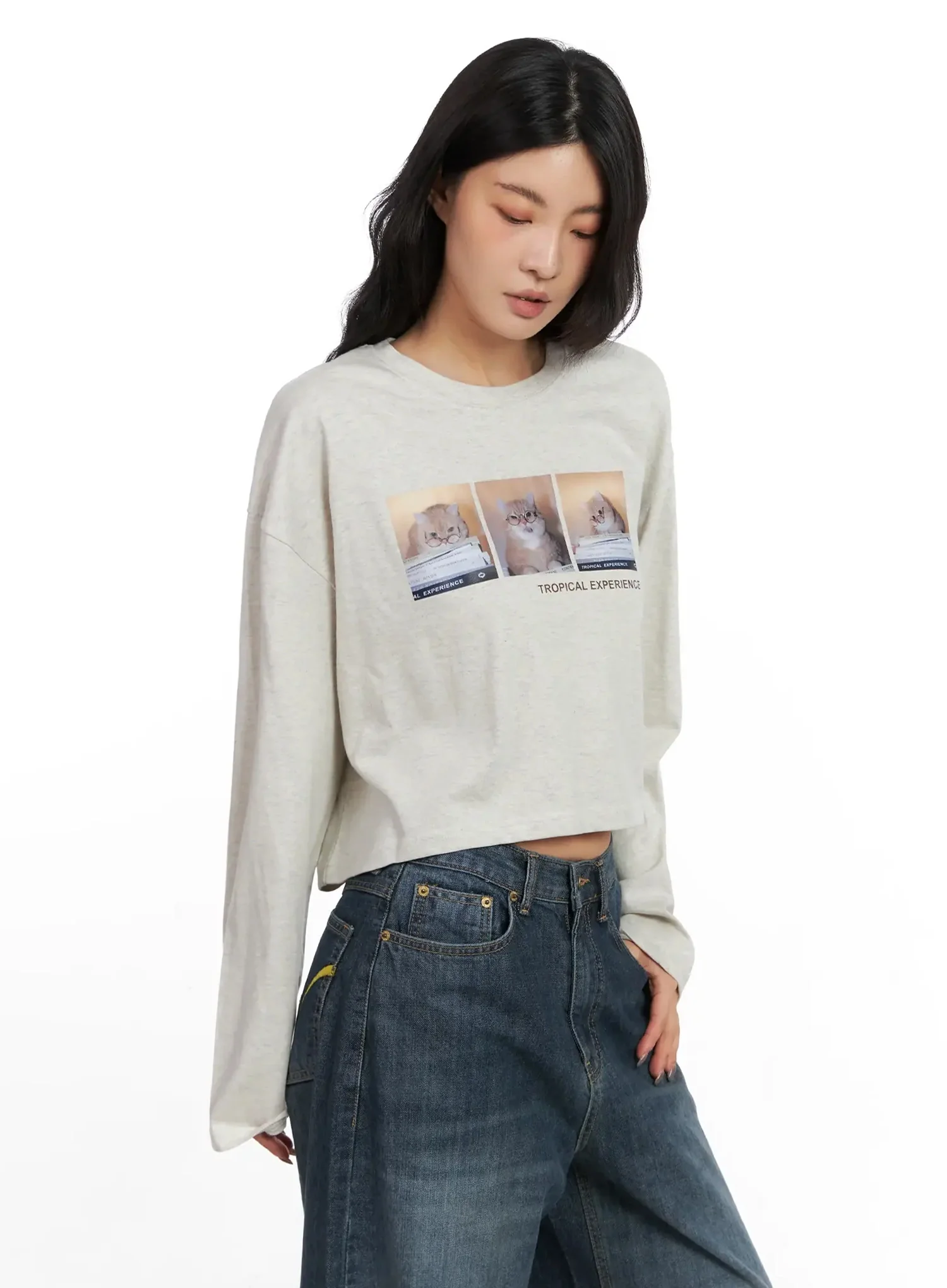 Graphic Crop Long Sleeve Top IN528 - Image 5