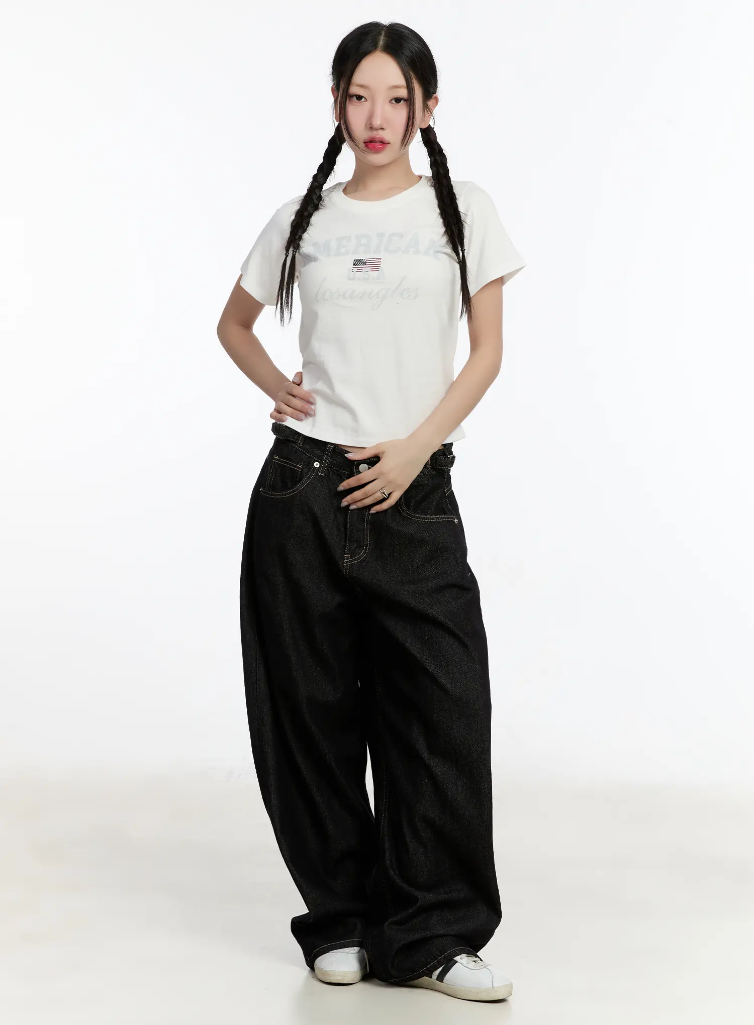 Graphic Lettering Crop Tee CM511 - Image 3