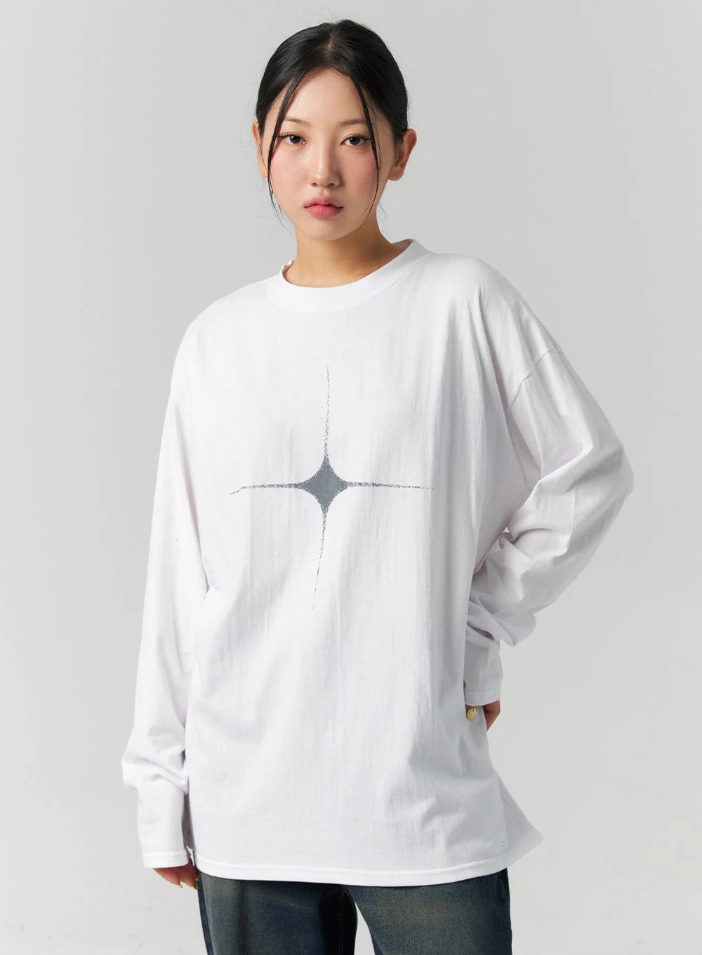 Graphic Loose Fit Long Sleeve Tee CS320