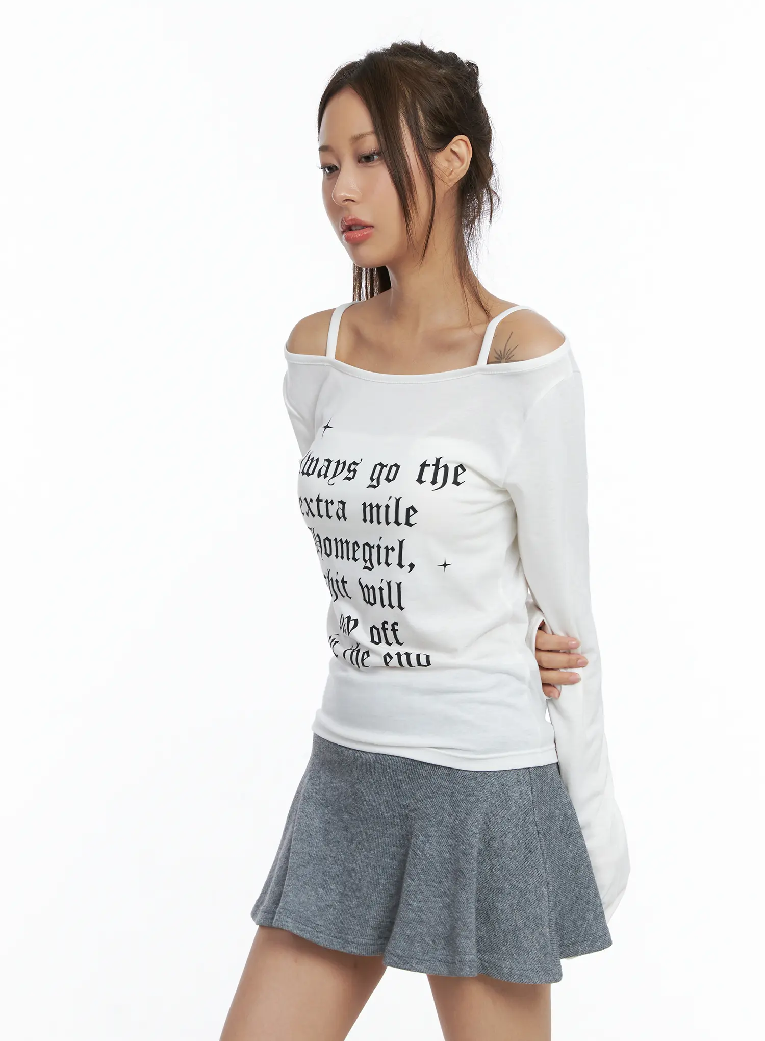 Graphic Off-Shoulder Long Sleeve Top CS505 - Image 10