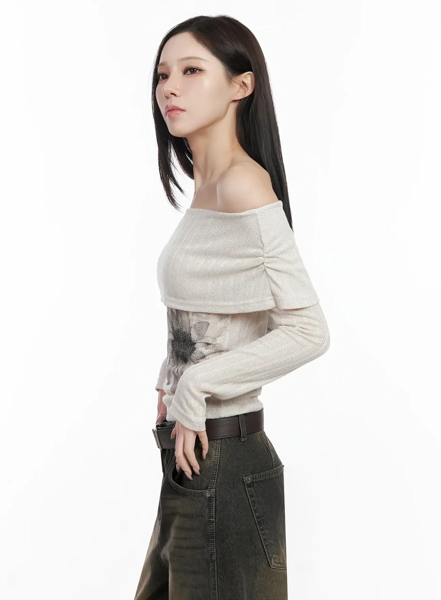 Graphic Off-Shoulder Long Sleeve Top IJ528 - Image 8