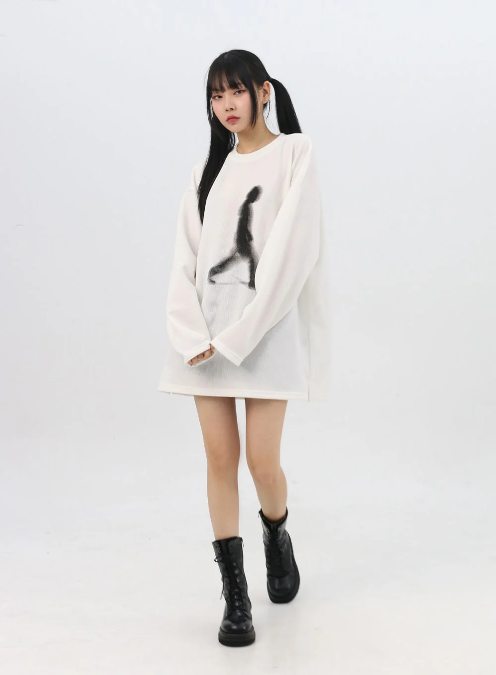Graphic Print Oversize T-Shirt IN310 - Image 2