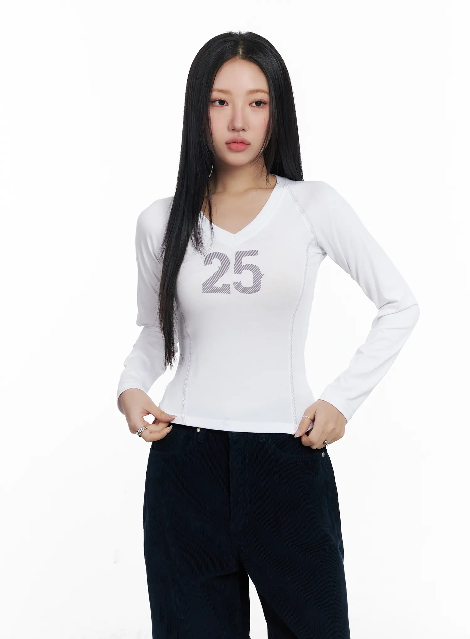 Graphic V-Neck Long Sleeve CJ514 - Image 5