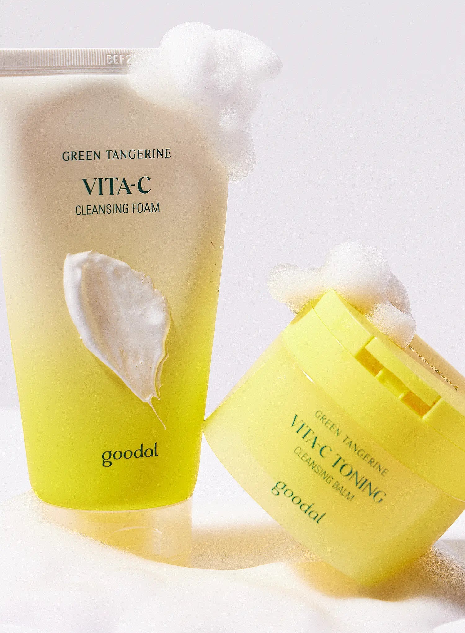 Green Tangerine Vita C Cleansing Foam (150ml) - Image 3