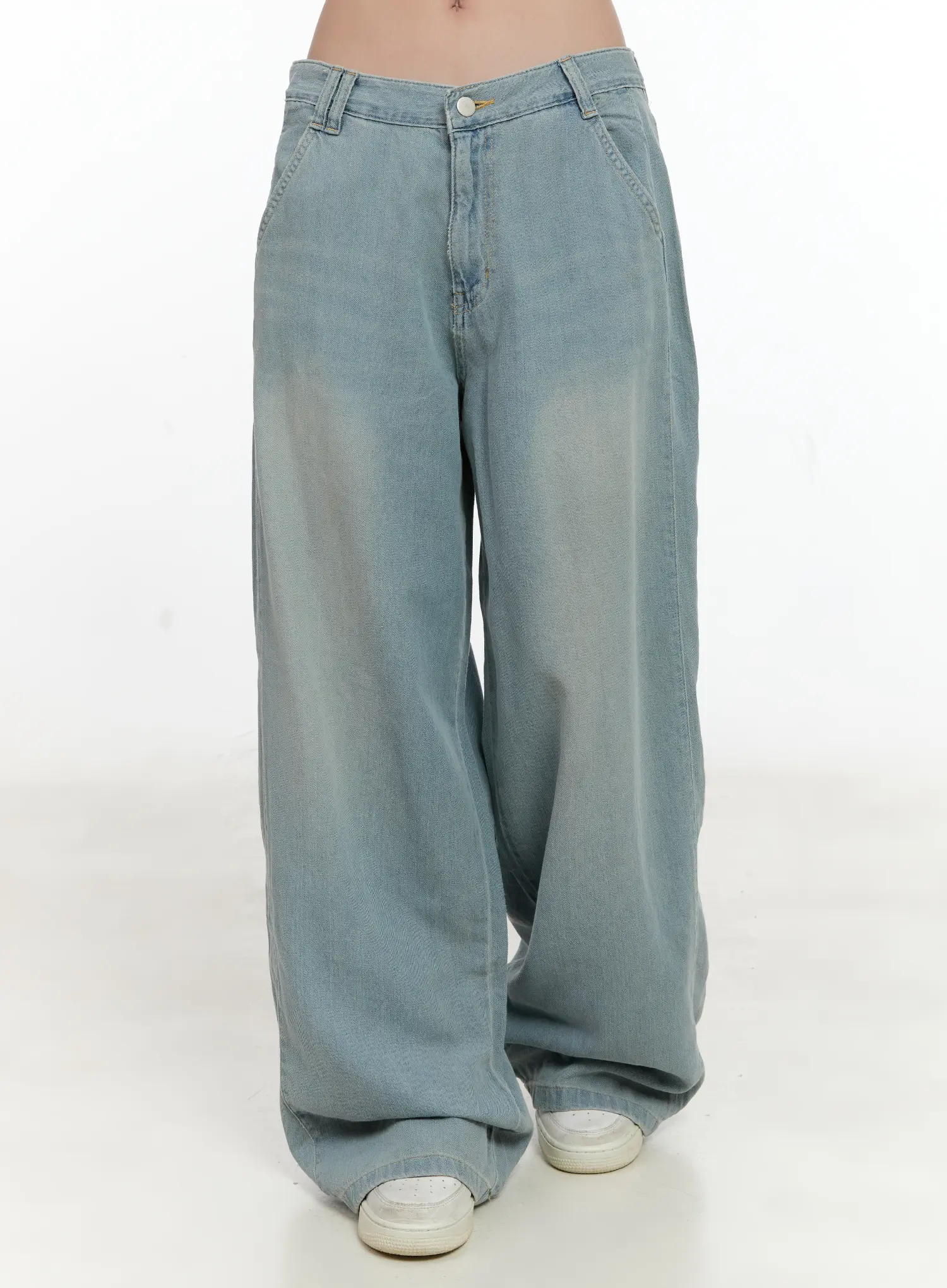 Huening Wide-Leg Jeans CL531