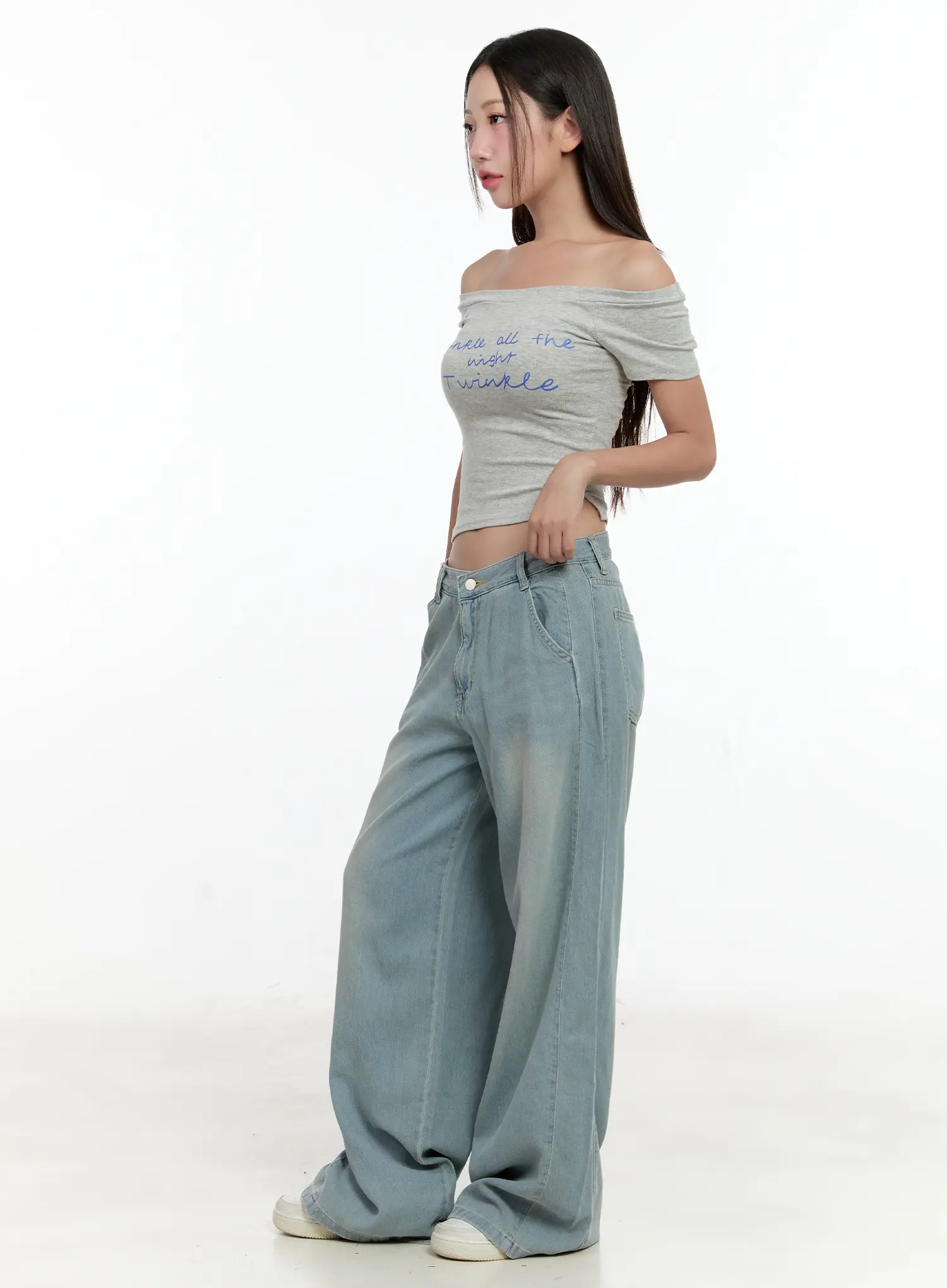Huening Wide-Leg Jeans CL531 - Image 6