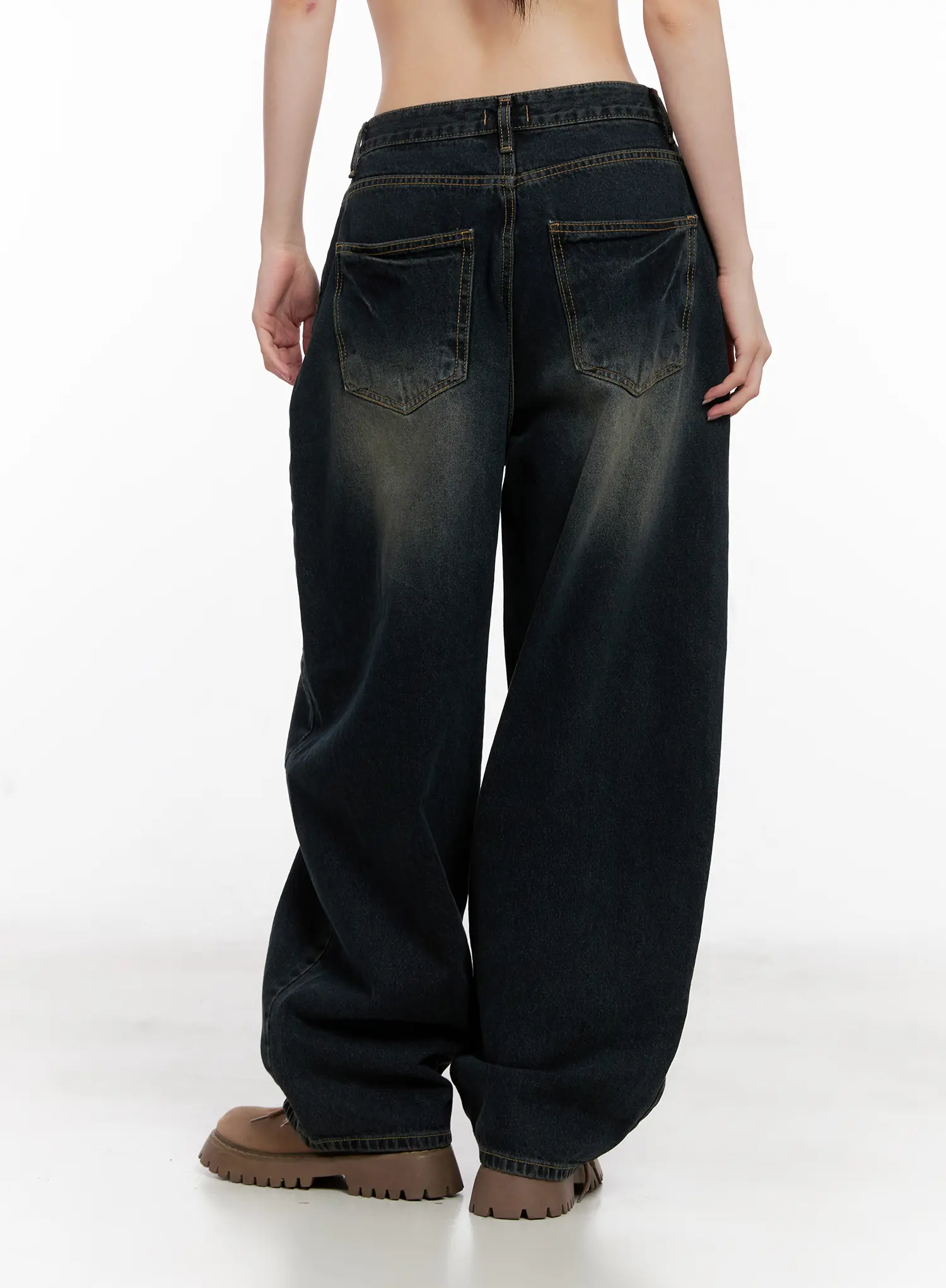 Hyer Washed Wide-Leg Jeans CG522 - Image 7
