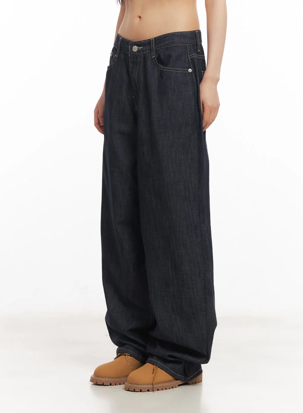 Ivara Wide-Leg Jeans CA522 - Image 2