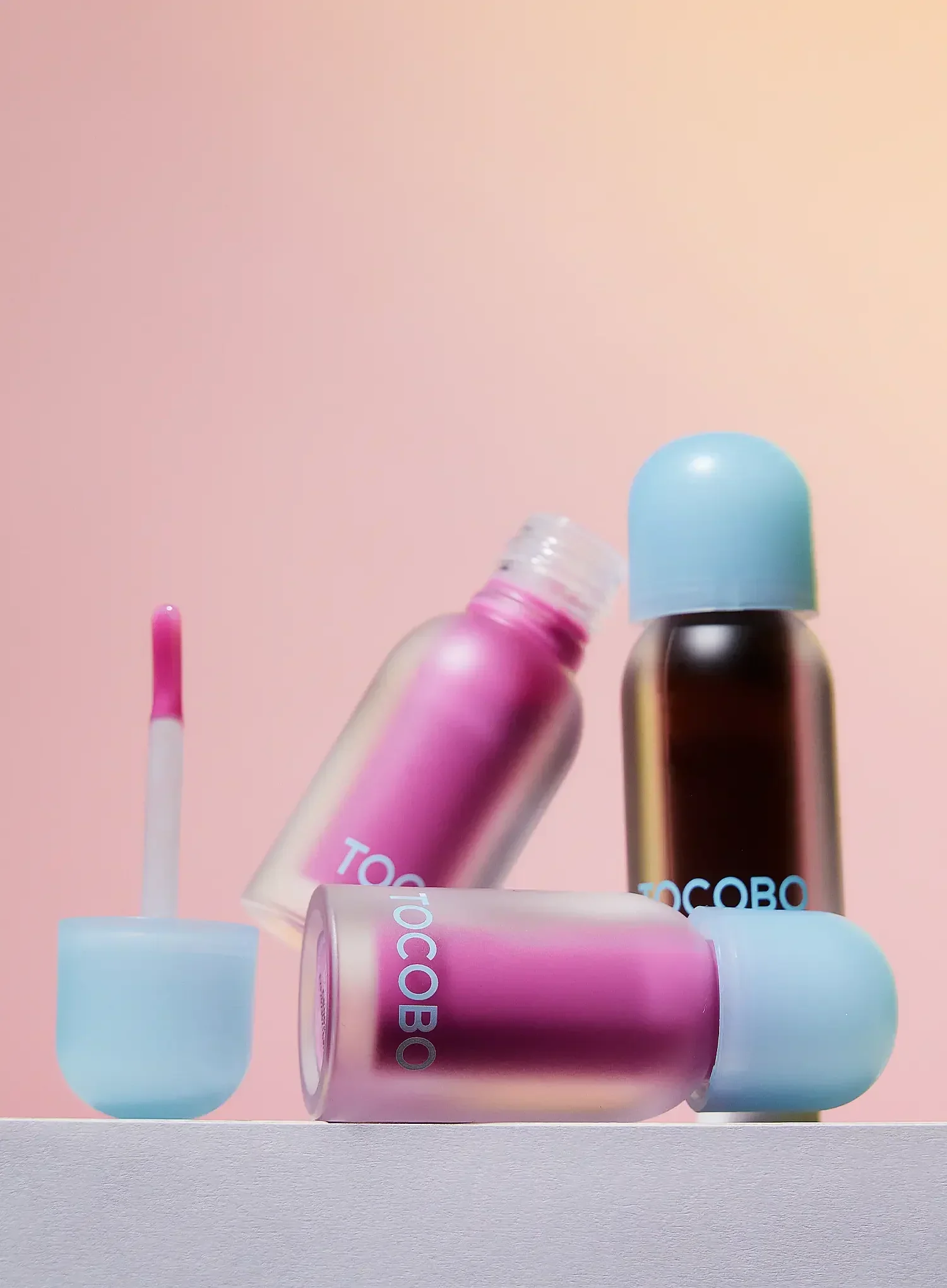 Juicy Berry Plumping Lip Oil (4g) - Image 2