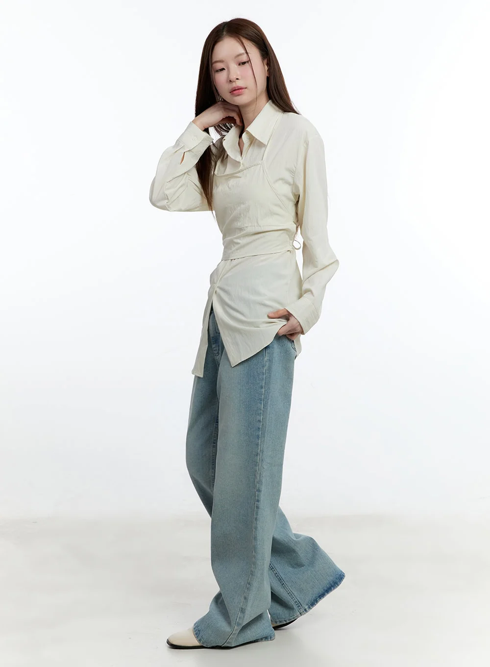 Kacy Washed Wide-Fit Flared Jeans CM521 - Image 3