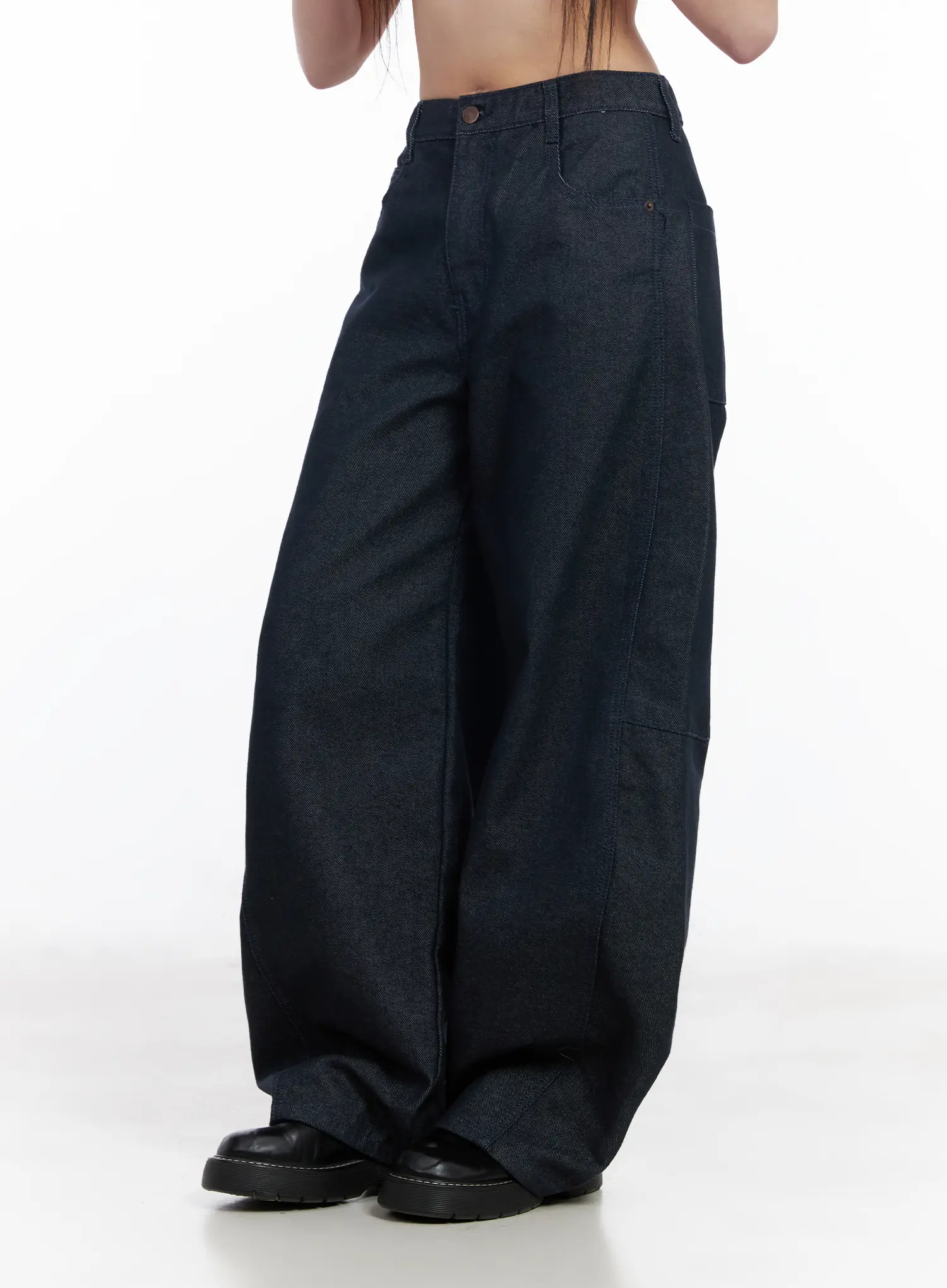 Kate Wide Leg Embroidered Jeans CM513 - Image 5