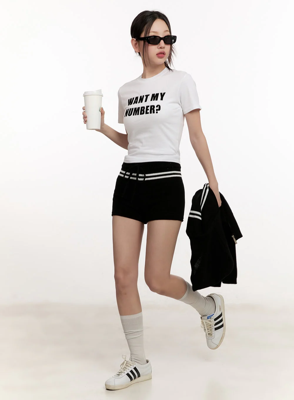 Knitted Slim-Fit Striped Shorts CM507 - Image 2