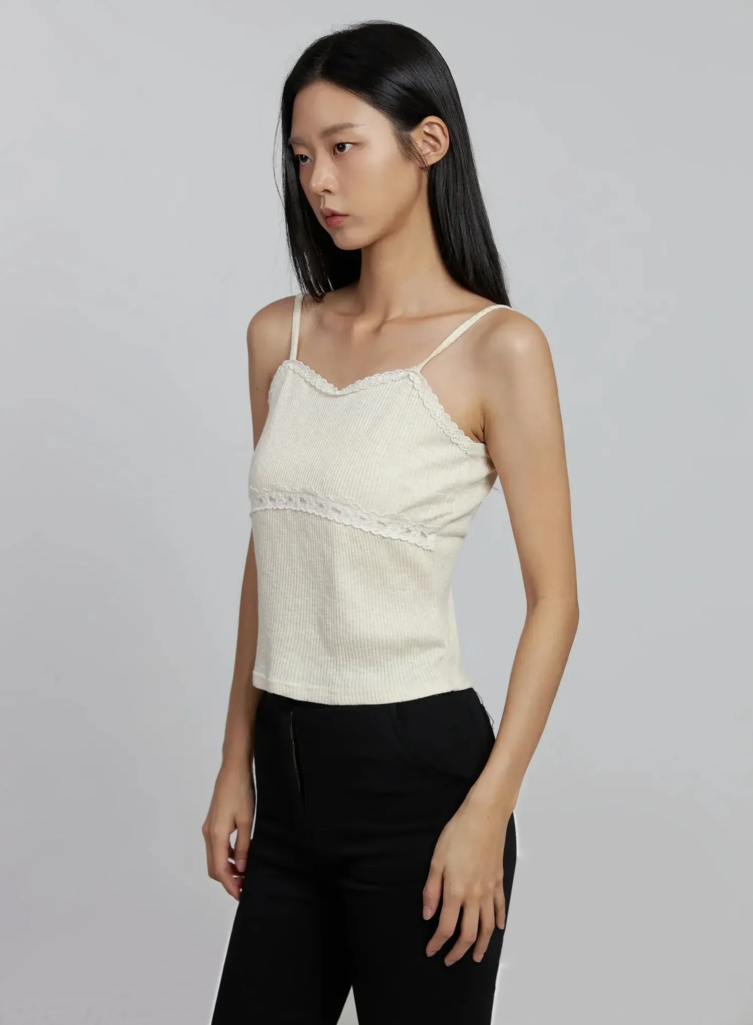 Lace Trim Sleeveless Camisole IM520 - Image 4