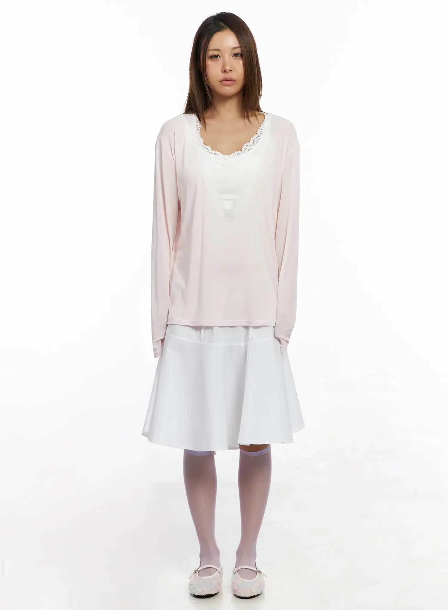 Lace Trim V-Neck Relaxed Top IY504 - Image 10