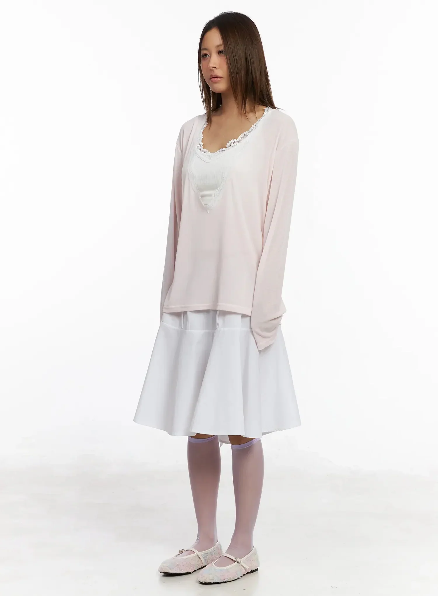Lace Trim V-Neck Relaxed Top IY504 - Image 11