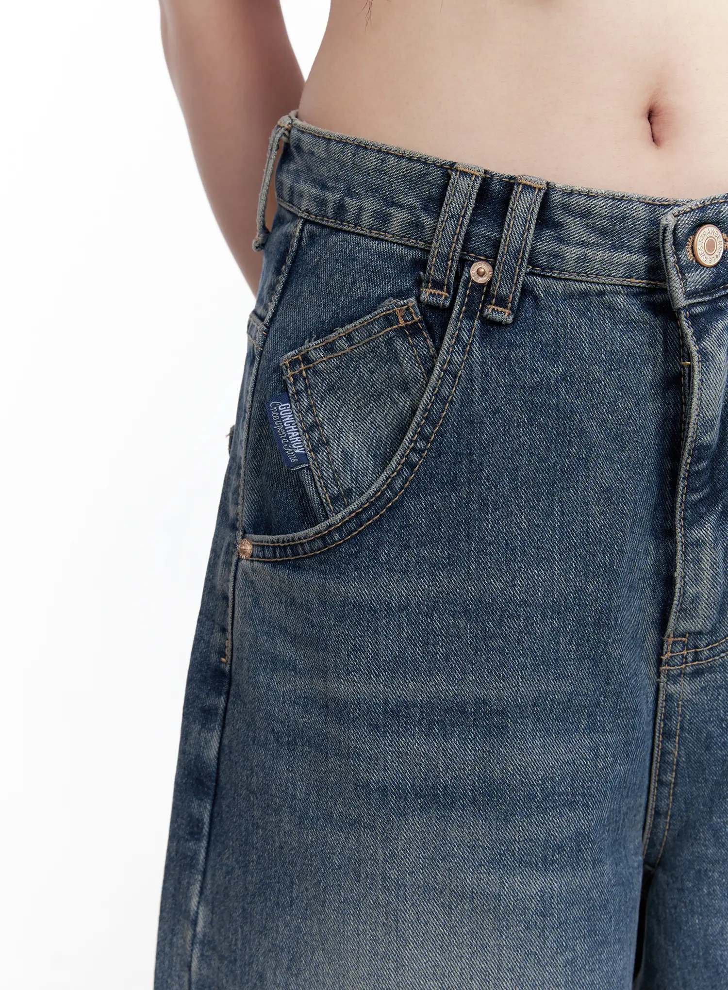 Laney Washed Wide-Leg Jeans CO520 - Image 9