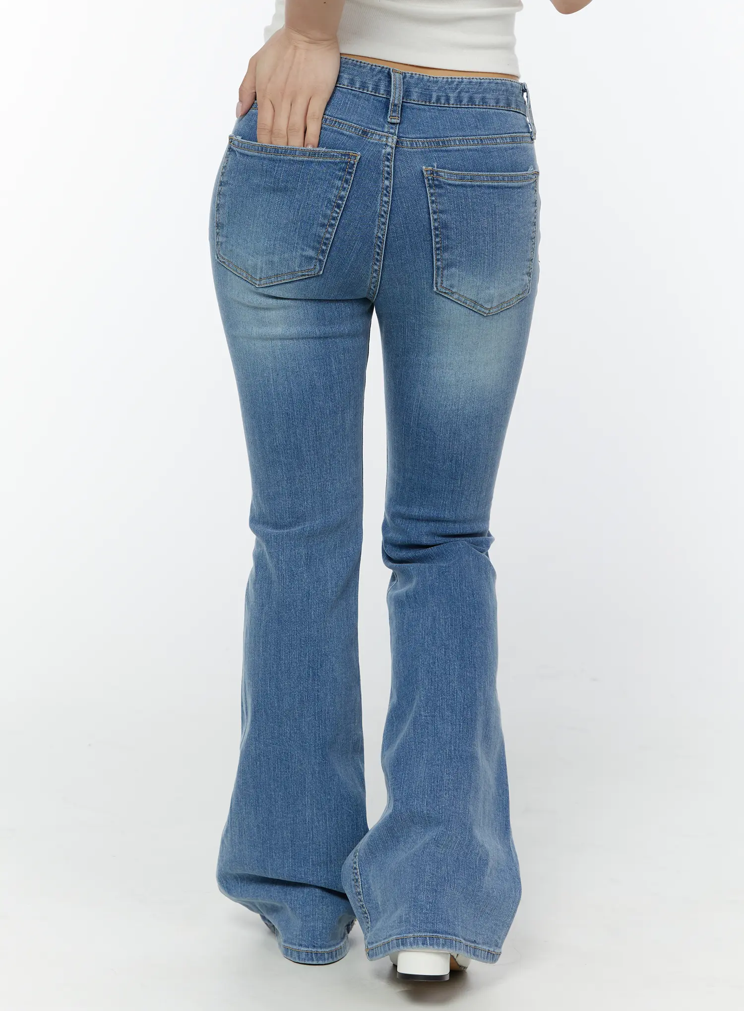 Leena Stretch Bootcut Jeans IY511 - Image 7