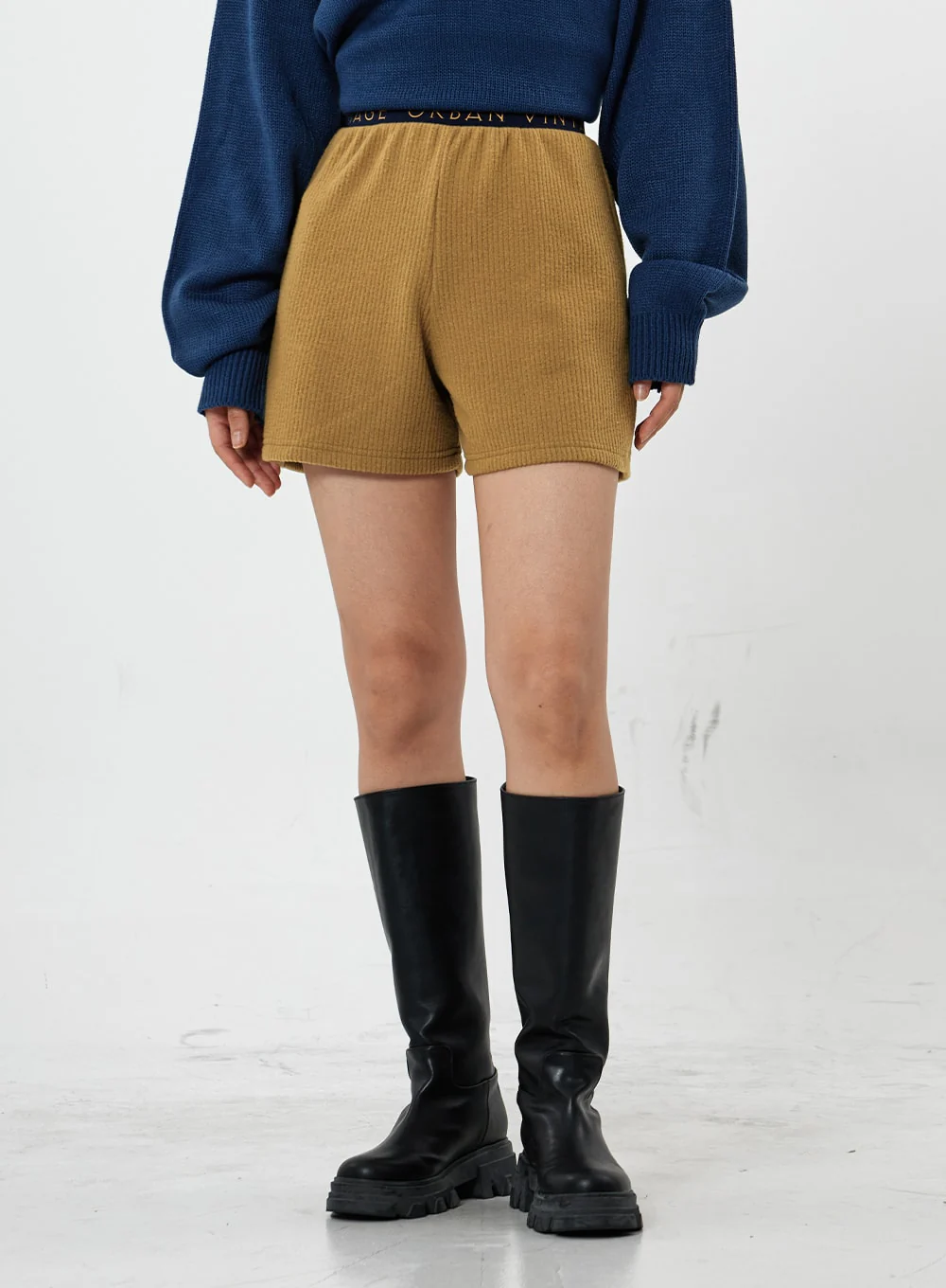 Lettering Bending Pants CS21 - Image 2