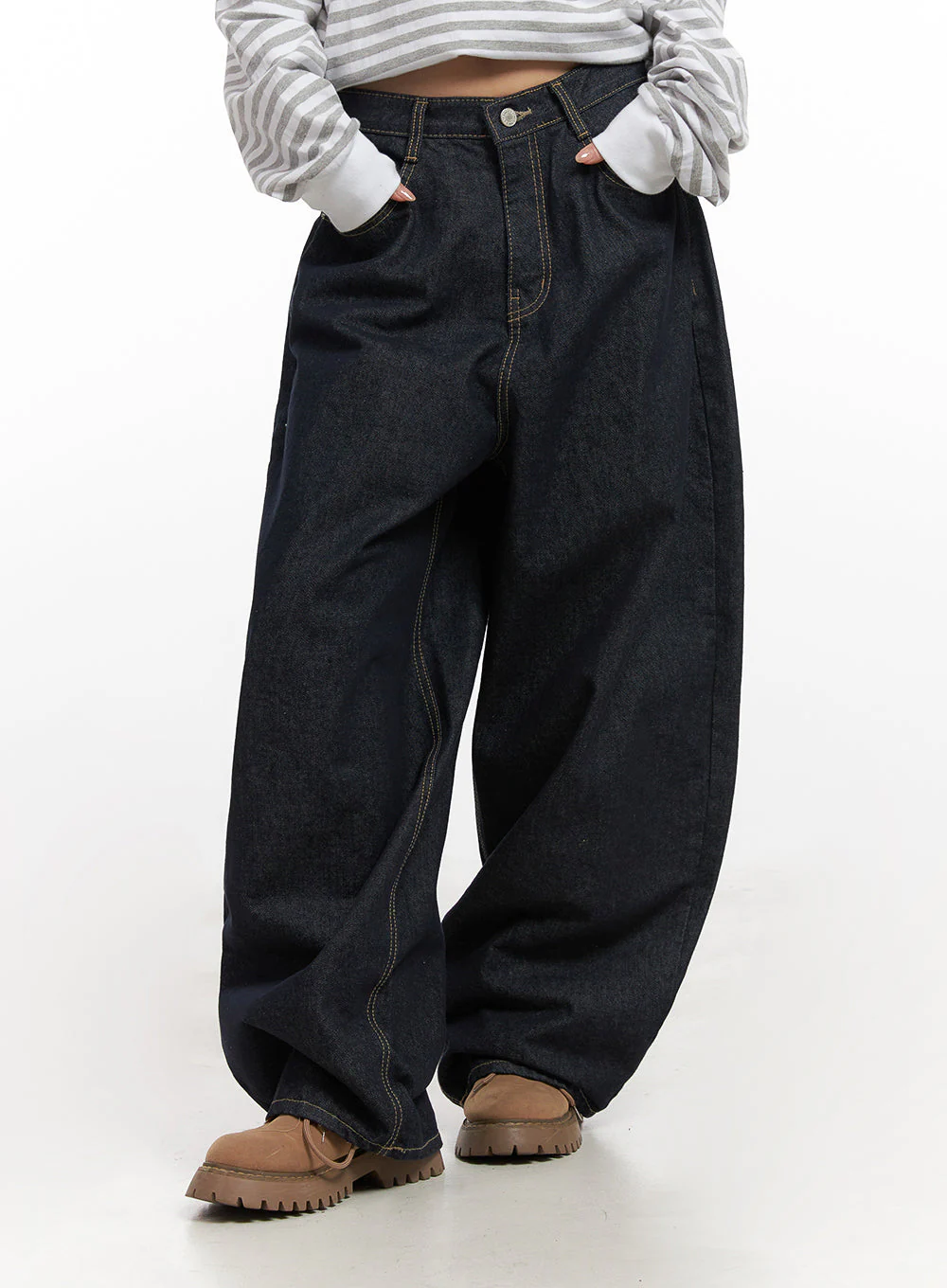 Lily Stitched Wide-Leg Jeans CN426 - Image 9