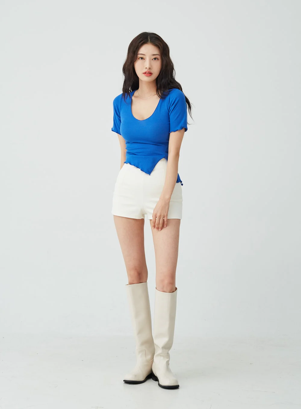 Line High Waist Half Pants IU26 - Image 16