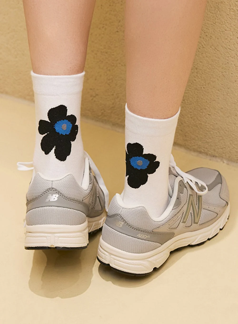 Lotus Socks IA521 - Image 2