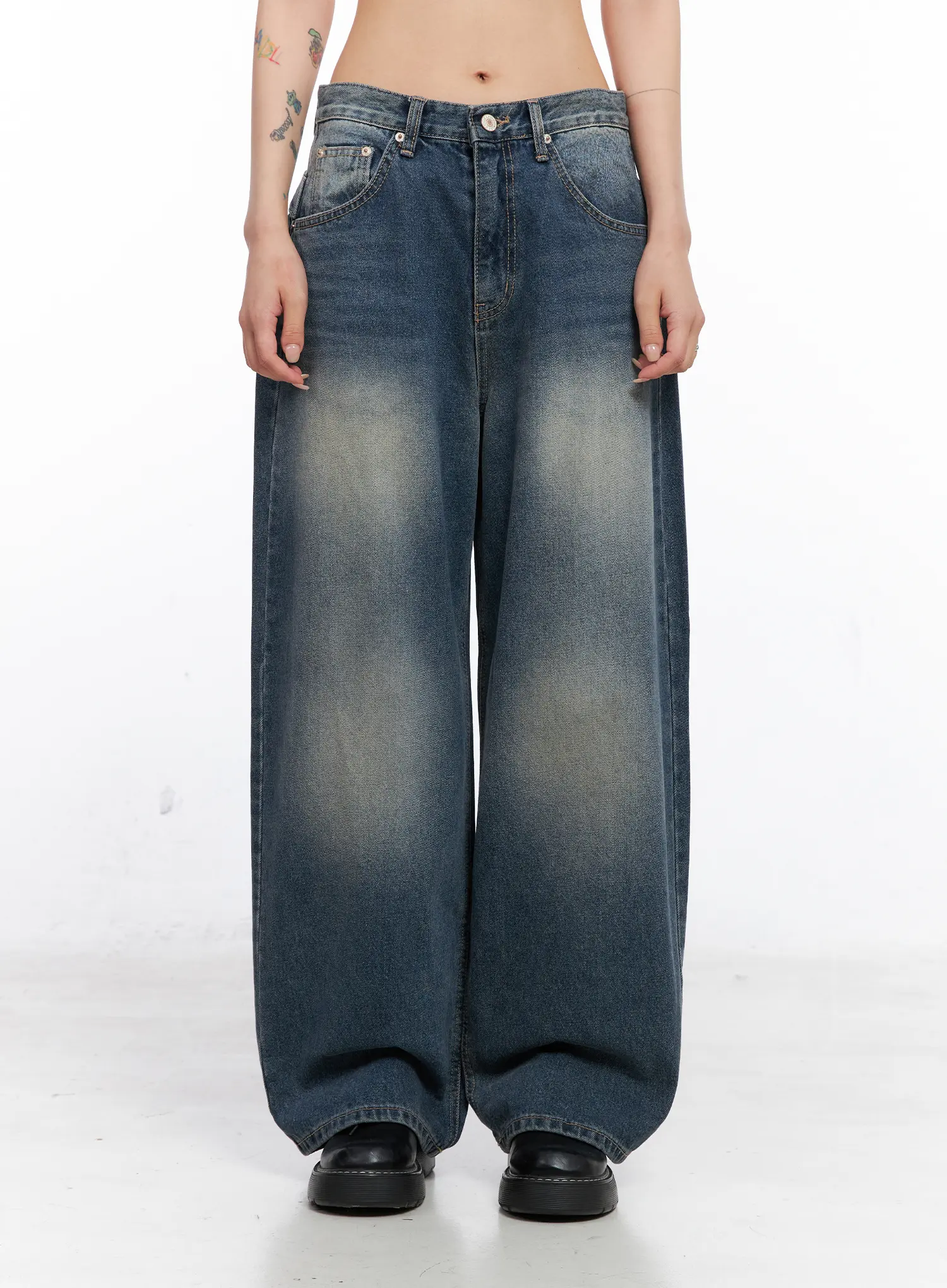 Louise Washed Baggy Jeans CO508 - Image 8