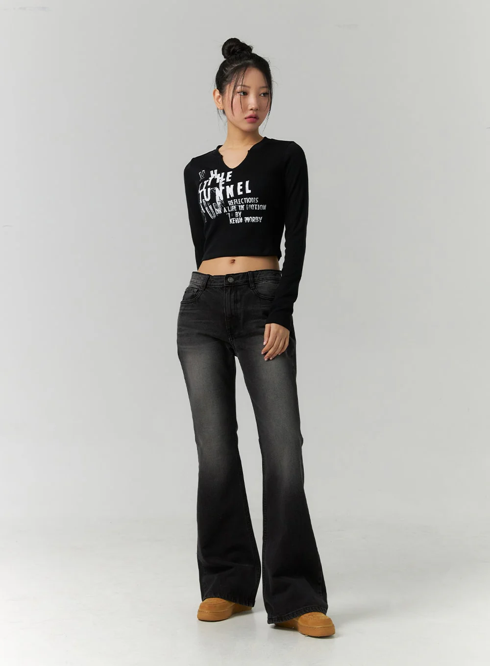 Low Rise Bootcut Jeans CD304 - Image 2