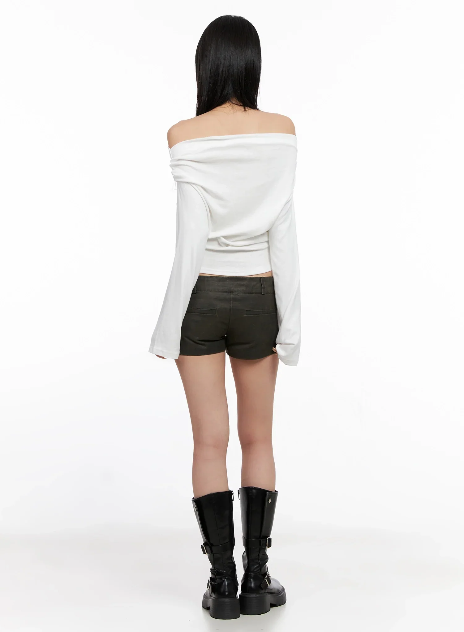 Low Rise Faux Leather Shorts IS508 - Image 9