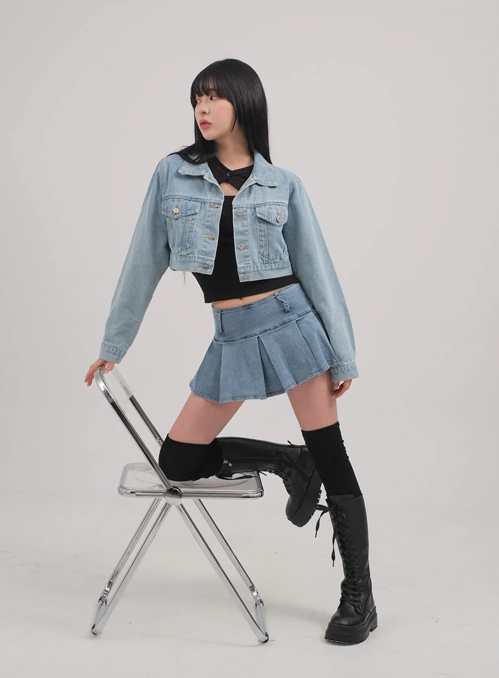 Low Rise Pleated Denim Mini Skirt C0302 - Image 11